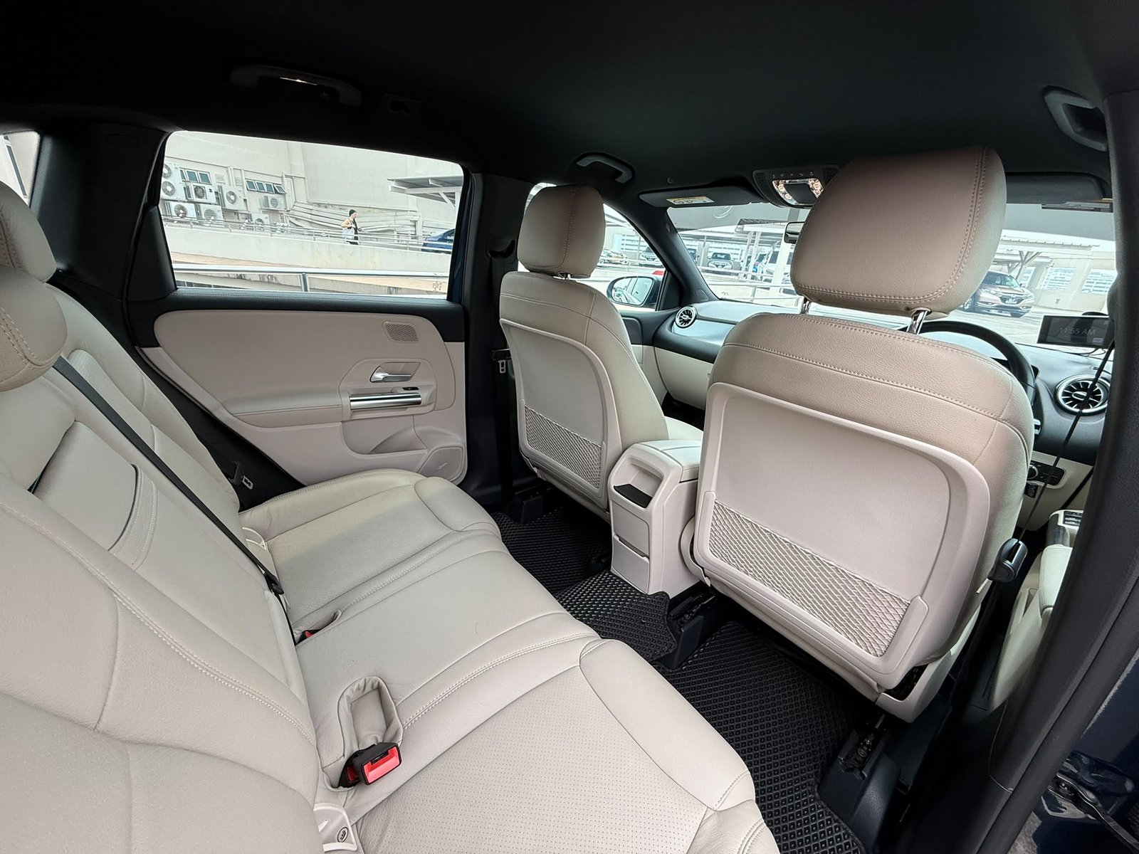 Mercedes-Benz B200 Progressive photo 7